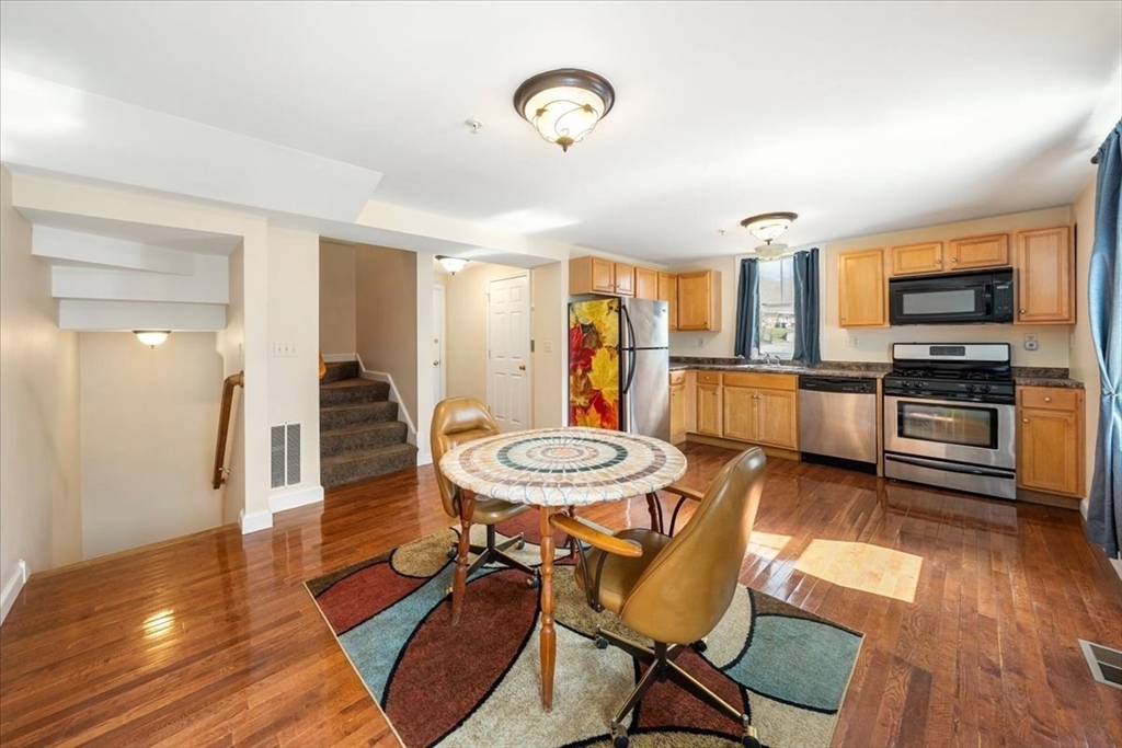 100 Rogers Street, Unit 1 Lowell, MA 01852 - Photo 17 of 38