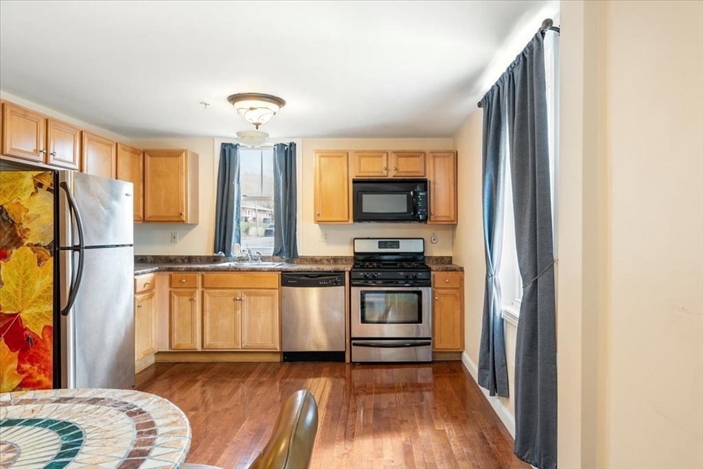 100 Rogers Street, Unit 1 Lowell, MA 01852 - Photo 3 of 38