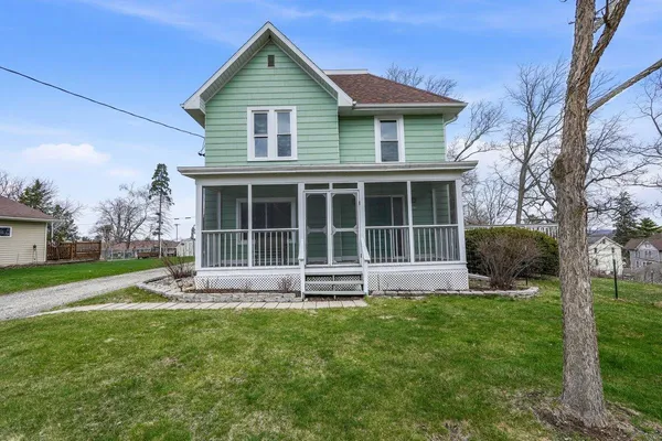 $324,900 | 411 West Church Street, Belleville, WI 53508
