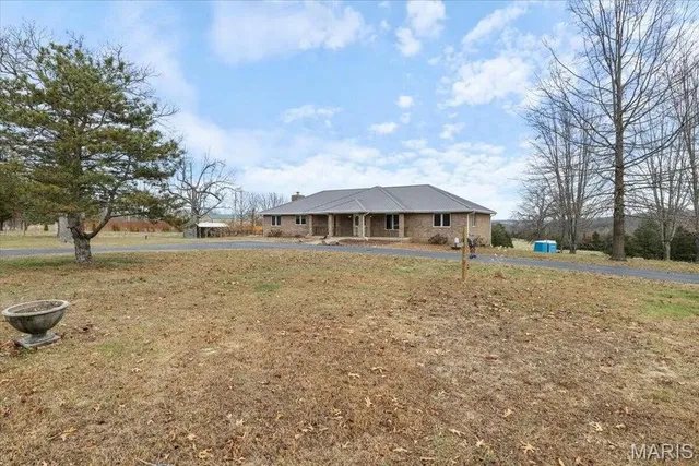 $479,900 | 140 State Rd V, Long Lane, MO 65590
