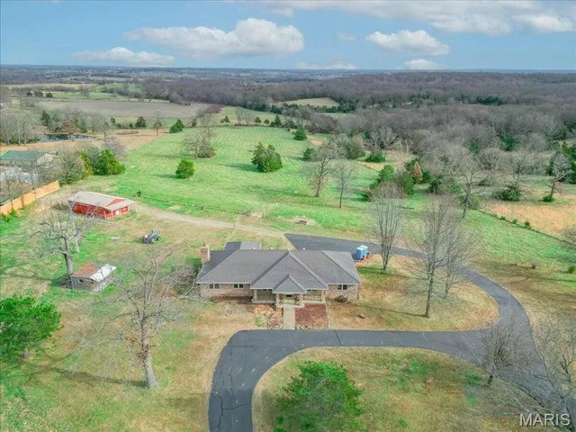 $479,900 | 140 State Rd V, Long Lane, MO 65590