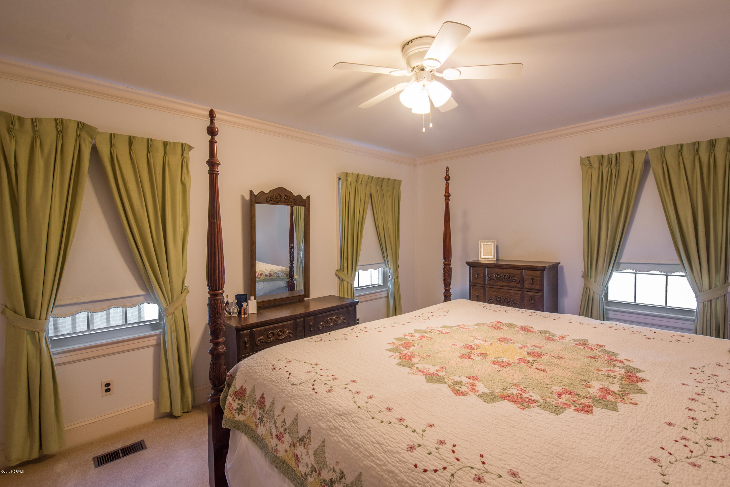 5129 Weaver Road Wilson, NC 27893 - Photo 20 of 56 Principal Bedroom - Downstairs