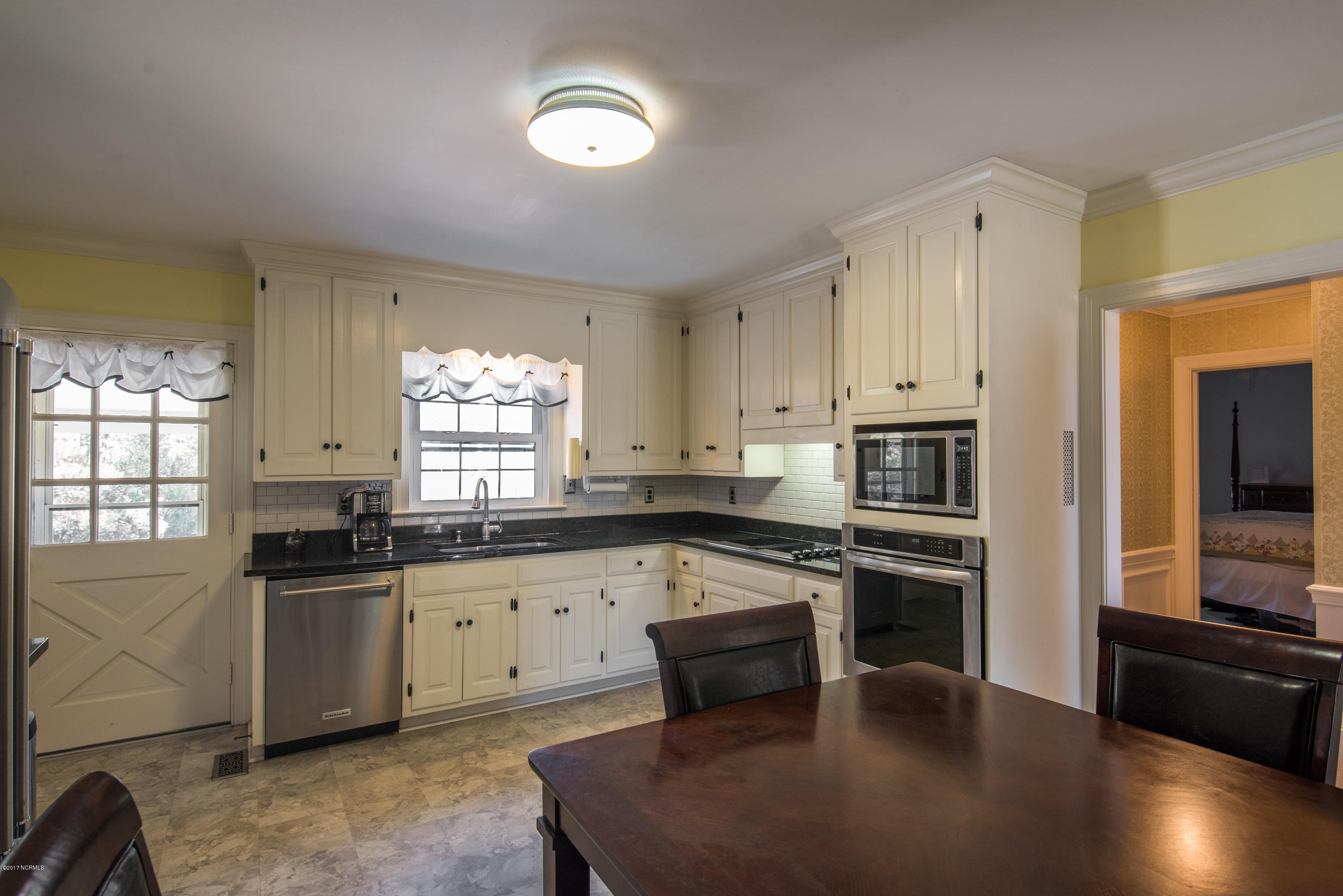 5129 Weaver Road Wilson, NC 27893 - Photo 34 of 56 Kitchen