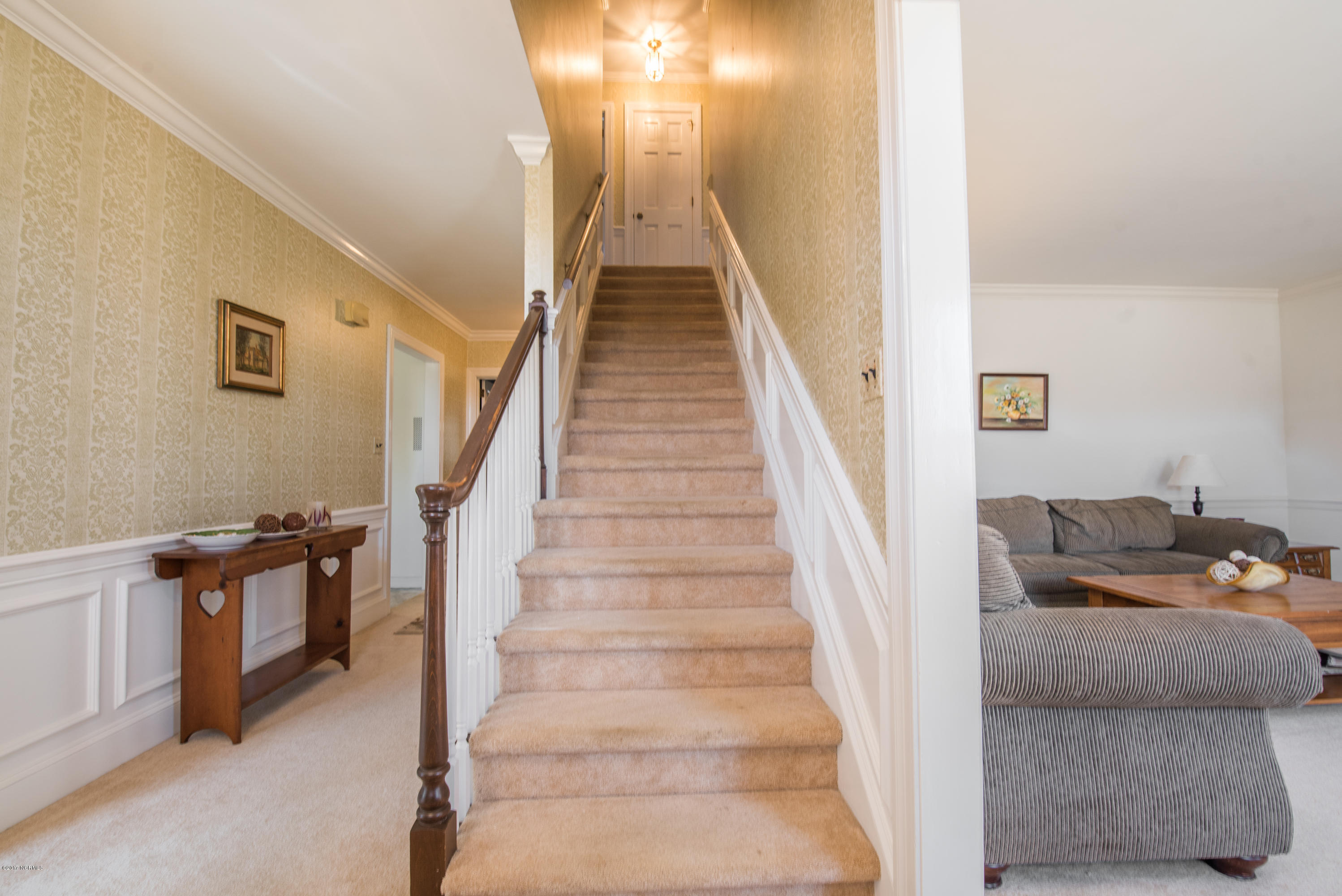 5129 Weaver Road Wilson, NC 27893 - Photo 35 of 56 Stairway