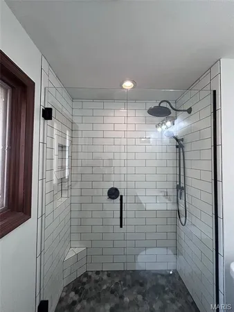 $2,395 | 7231 Briarview Drive, St. Louis, MO 63123