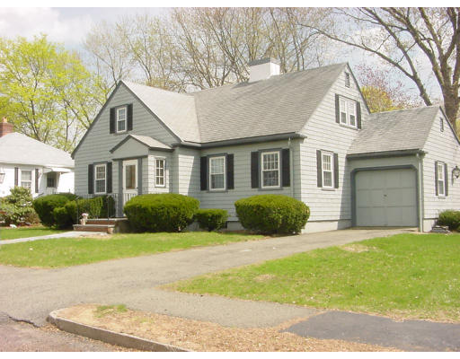 71 Bay State Road Arlington, MA 02474 - Photo 1 of 17 Gallery Image 1