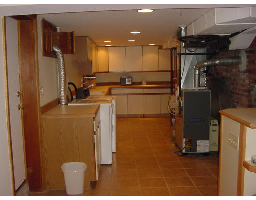 71 Bay State Road Arlington, MA 02474 - Photo 12 of 17 Gallery Image 12