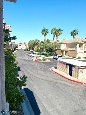 $1,500 | 251 South Green Valley Parkway, Unit 3321, Henderson, NV 89012