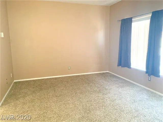 $1,500 | 251 South Green Valley Parkway, Unit 3321, Henderson, NV 89012