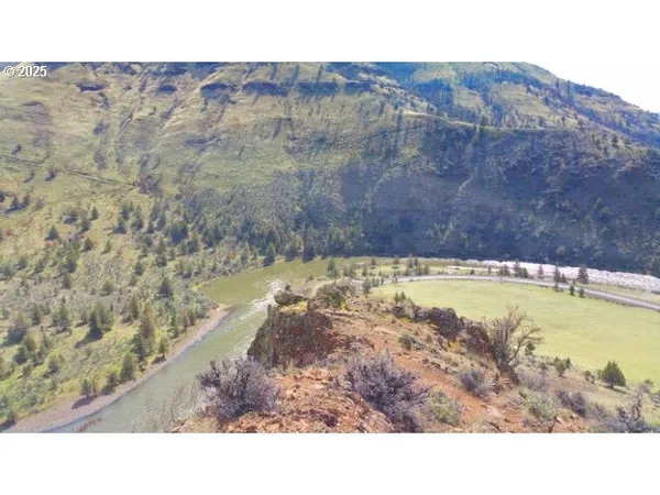 $895,000 | 43697 Highway 402, Kimberly, OR 97848