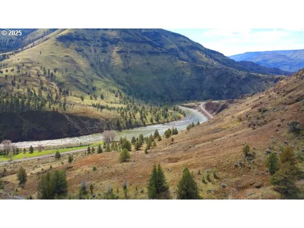$895,000 | 43697 Highway 402, Kimberly, OR 97848
