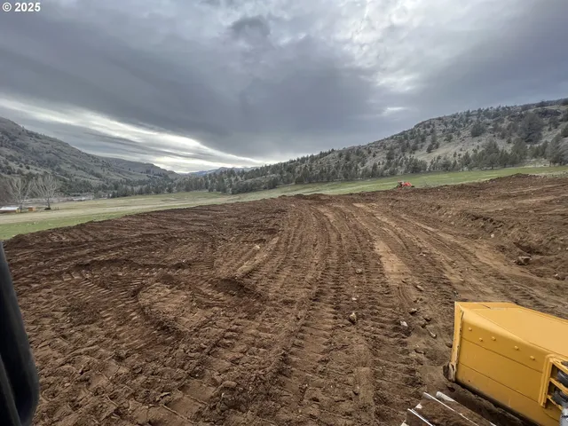 $925,000 | 43697 Highway 402, Kimberly, OR 97848