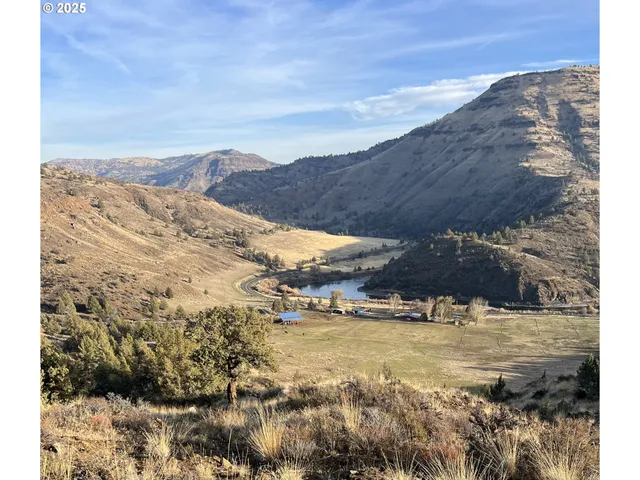 $925,000 | 43697 Highway 402, Kimberly, OR 97848