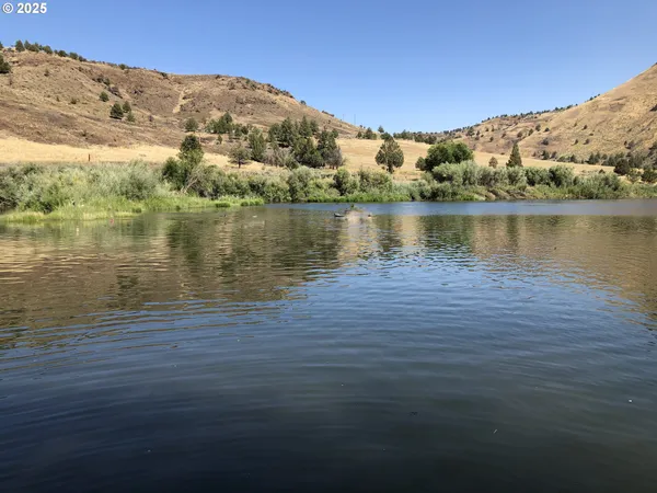 $895,000 | 43697 Highway 402, Kimberly, OR 97848