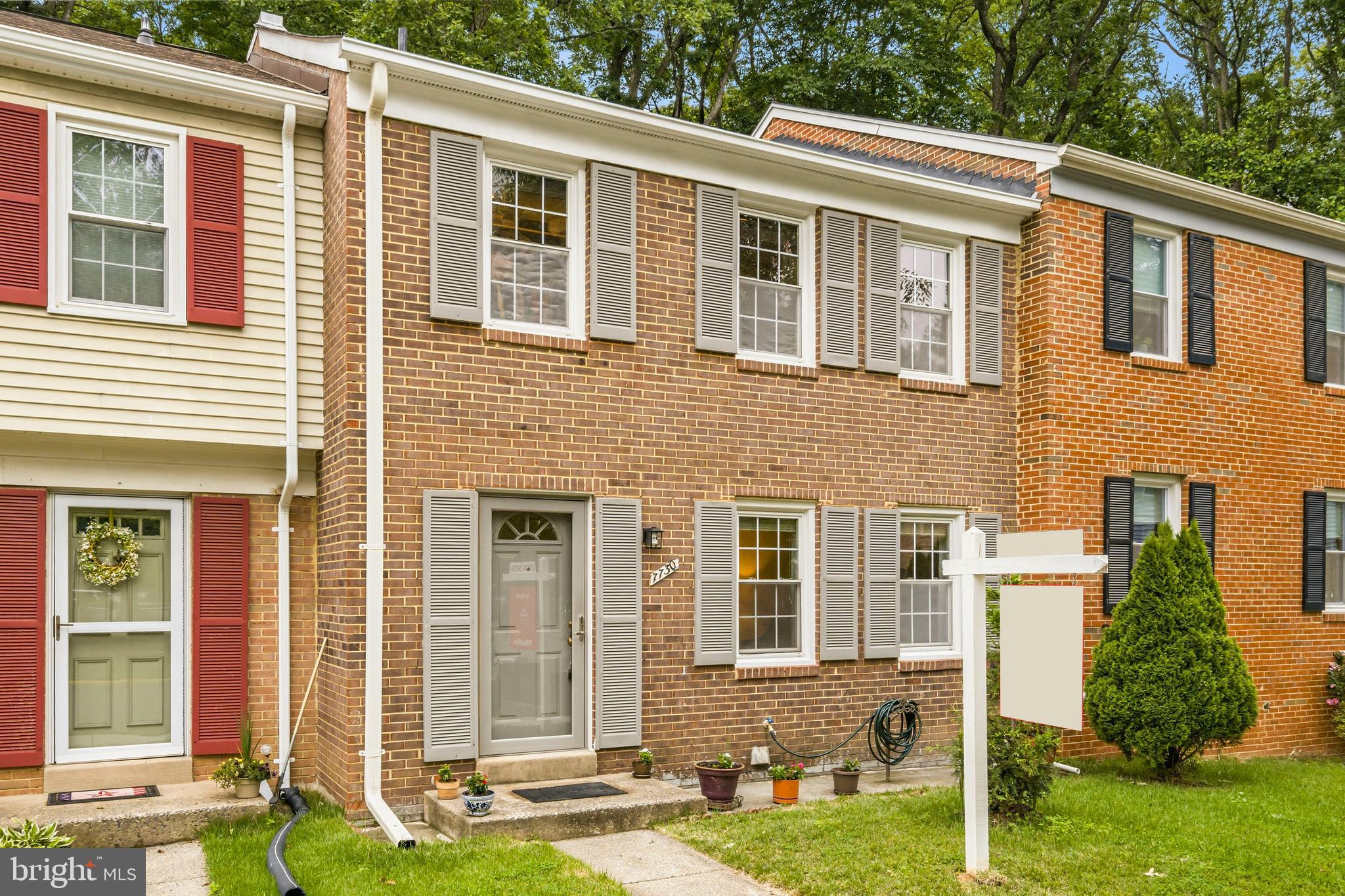 7730 Brandeis Way Springfield, VA 22153 - Photo 3 of 35