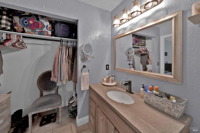 $379,000 | 3703 Harrow Court, Redding, CA 96002