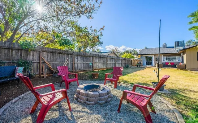 $379,000 | 3703 Harrow Court, Redding, CA 96002