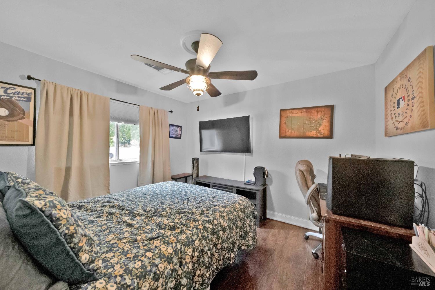 3703 Harrow Court Redding, CA 96002 - Photo 8 of 40