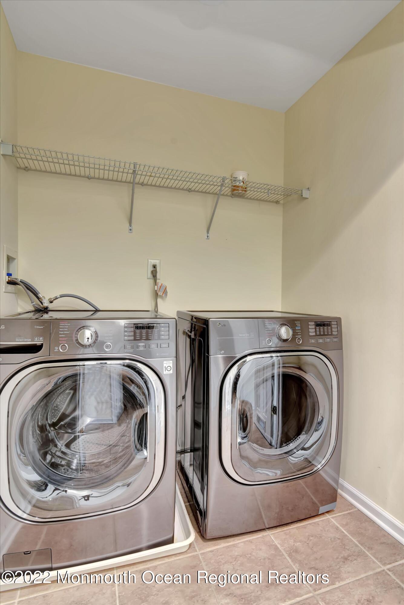 248 River Road, Unit 248 Piscataway, NJ 08854 - Photo 13 of 18 13-Laundry Area