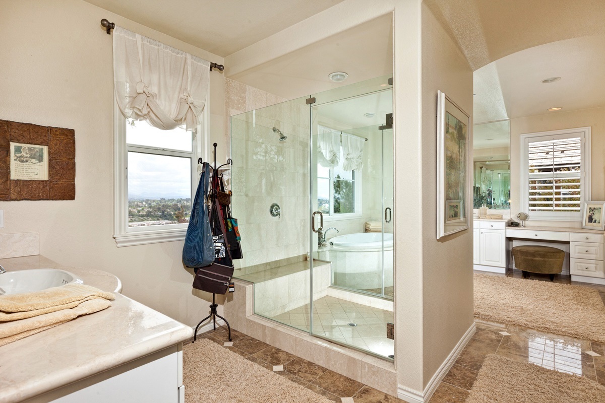 643 Lynwood Drive Encinitas, CA 92024 - Photo 16 of 23
