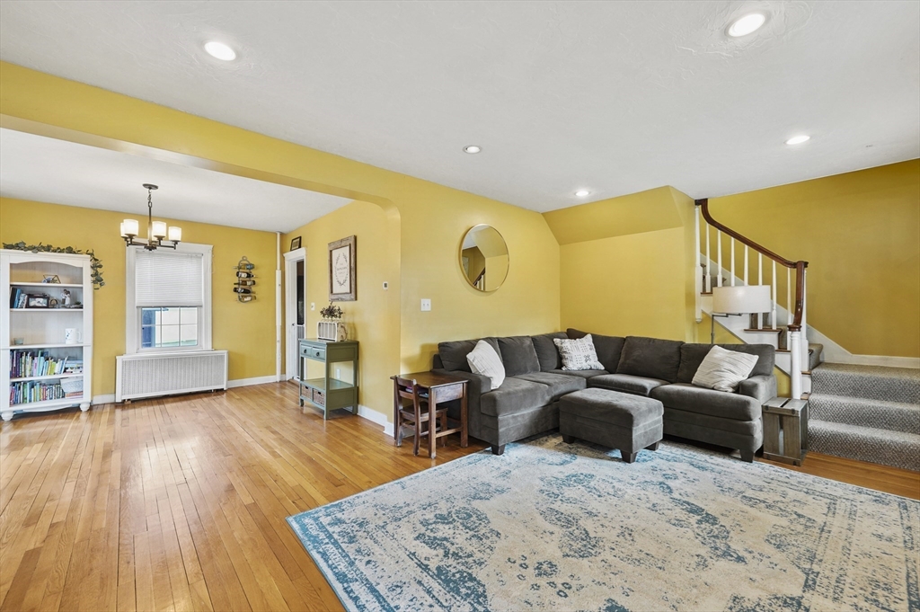 18 Westover Road Worcester, MA 01606 - Photo 6 of 33 Gallery Image 6