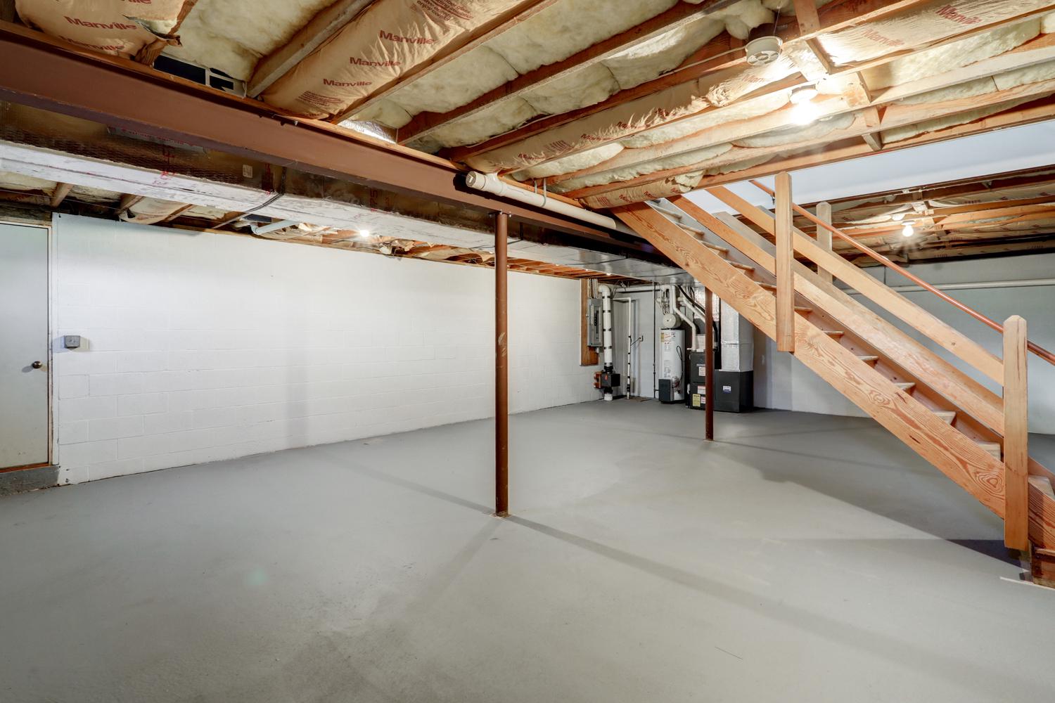 706 Rosemont Drive Lititz, PA 17543 - Photo 40 of 42 Spacious basement with potential for finishing