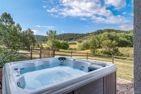 a view of roof with a sitting space