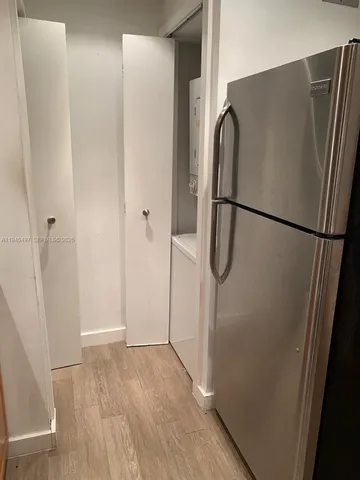 $2,999 | 911 East Ponce De Leon Boulevard, Unit 403, Coral Gables, FL 33134