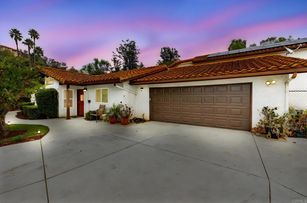 1402 Rimrock Drive Escondido, CA 92027 - Photo 9 of 69