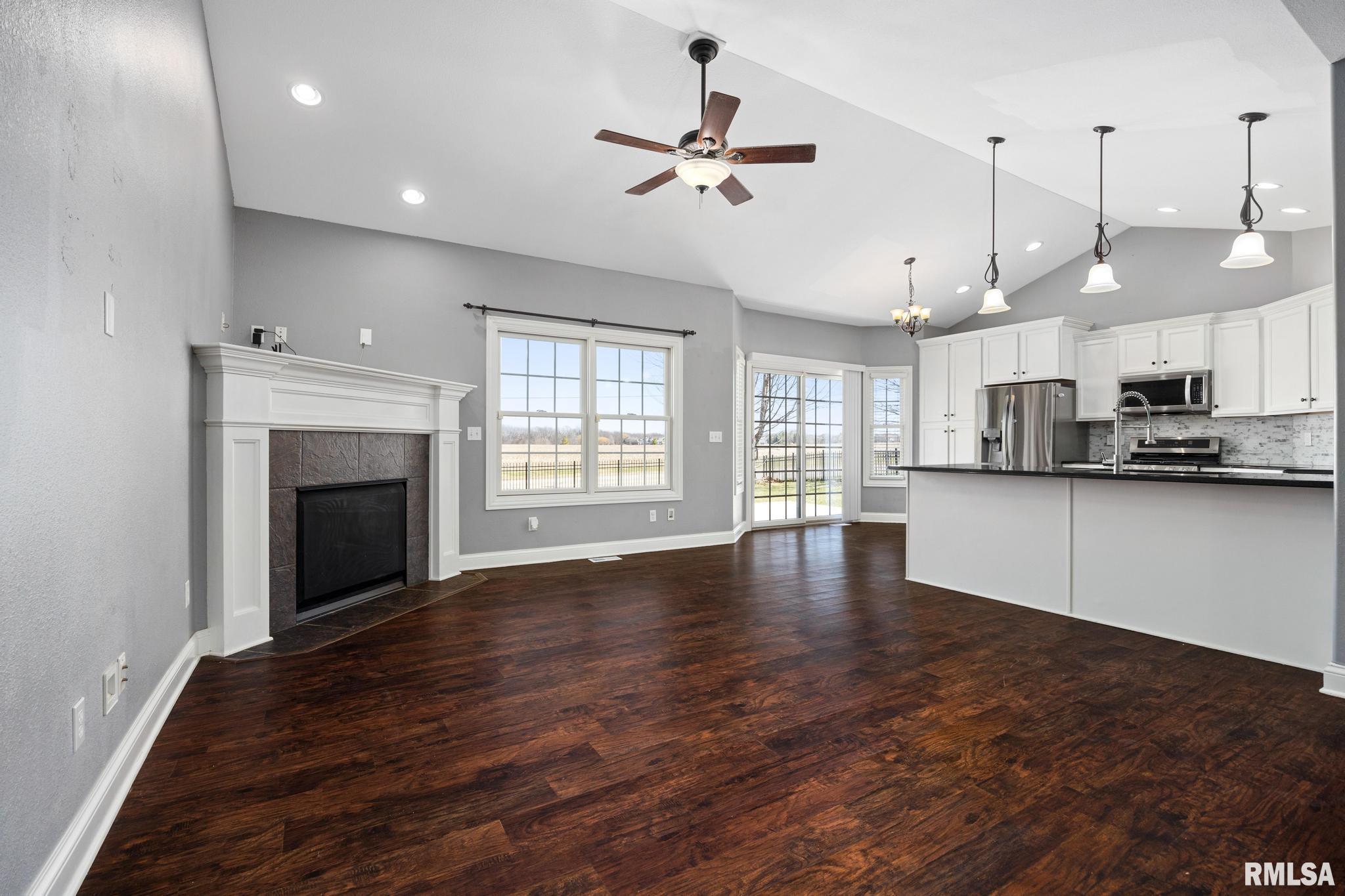10732 North Trail View Drive Dunlap, IL 61525 - Photo 6 of 45