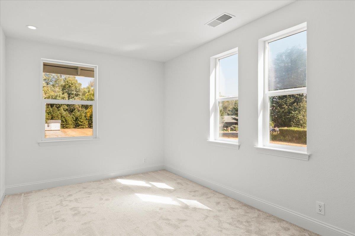 3306 Leavesley Road Gilroy, CA 95020 - Photo 36 of 60 an empty room with a window