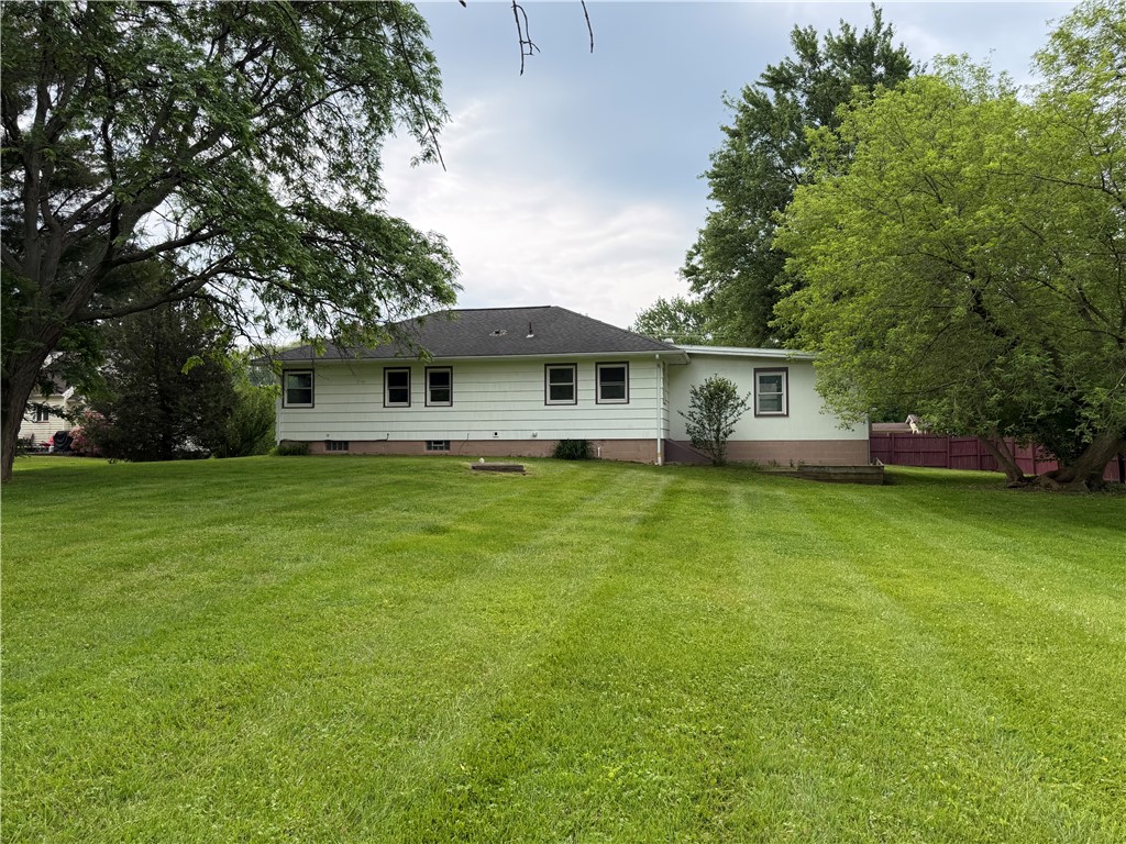 3000 English Road Greece, NY 14626 - Photo 3 of 36