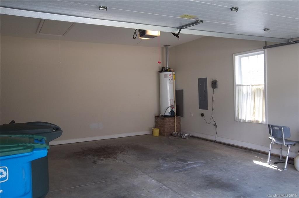 1306 Overhill Road Salisbury, NC 28144 - Photo 2 of 18 Gallery Image 2
