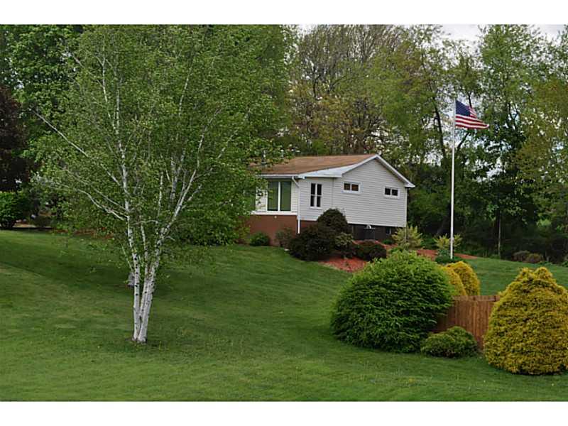 655 Freeport Road Butler, PA 16002 - Photo 3 of 16 Exterior Front.
