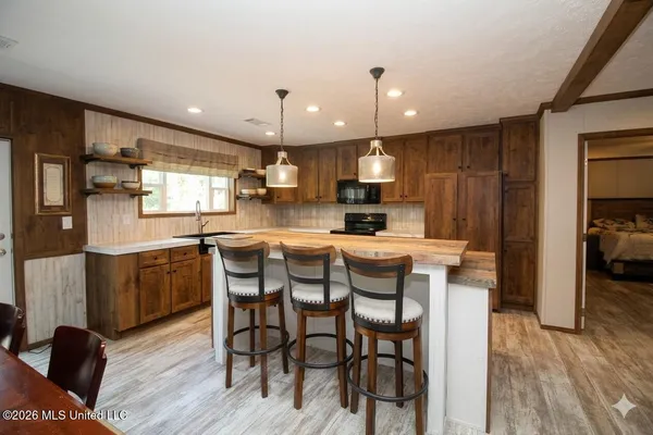 $254,900 | 116 Lake Stephens Road, Canton, MS 39046