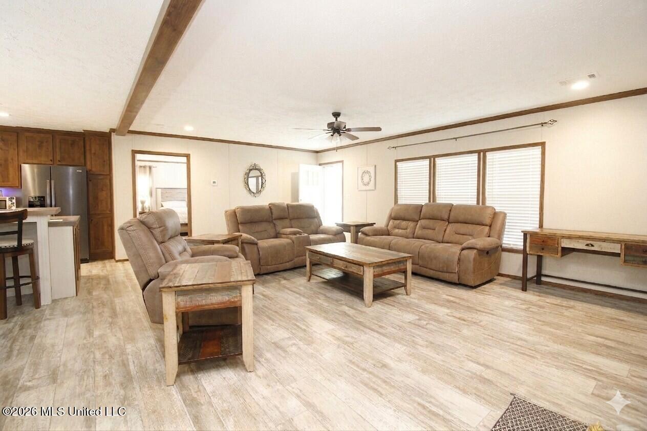 116 Lake Stephens Road Canton, MS 39046 - Photo 7 of 20 LivingRoom