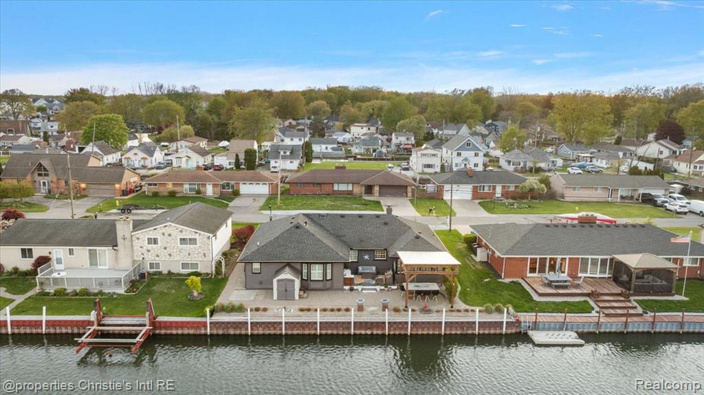 37912 Pointe Rosa Street Harrison Township, MI 48045 - Photo 15 of 45