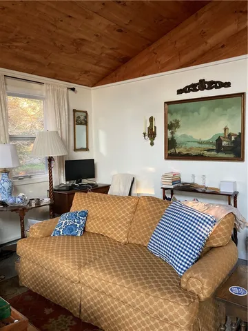 $3,400 | 29 Schooner Avenue, Jamestown, RI 02835