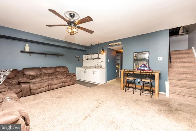 $329,000 | 10732 Pelle Circle, Philadelphia, PA 19154