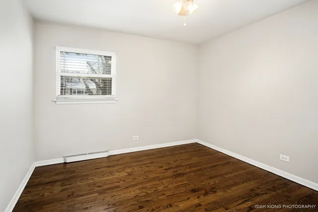 $3,200 | 121 Elmwood Drive, Naperville, IL 60540