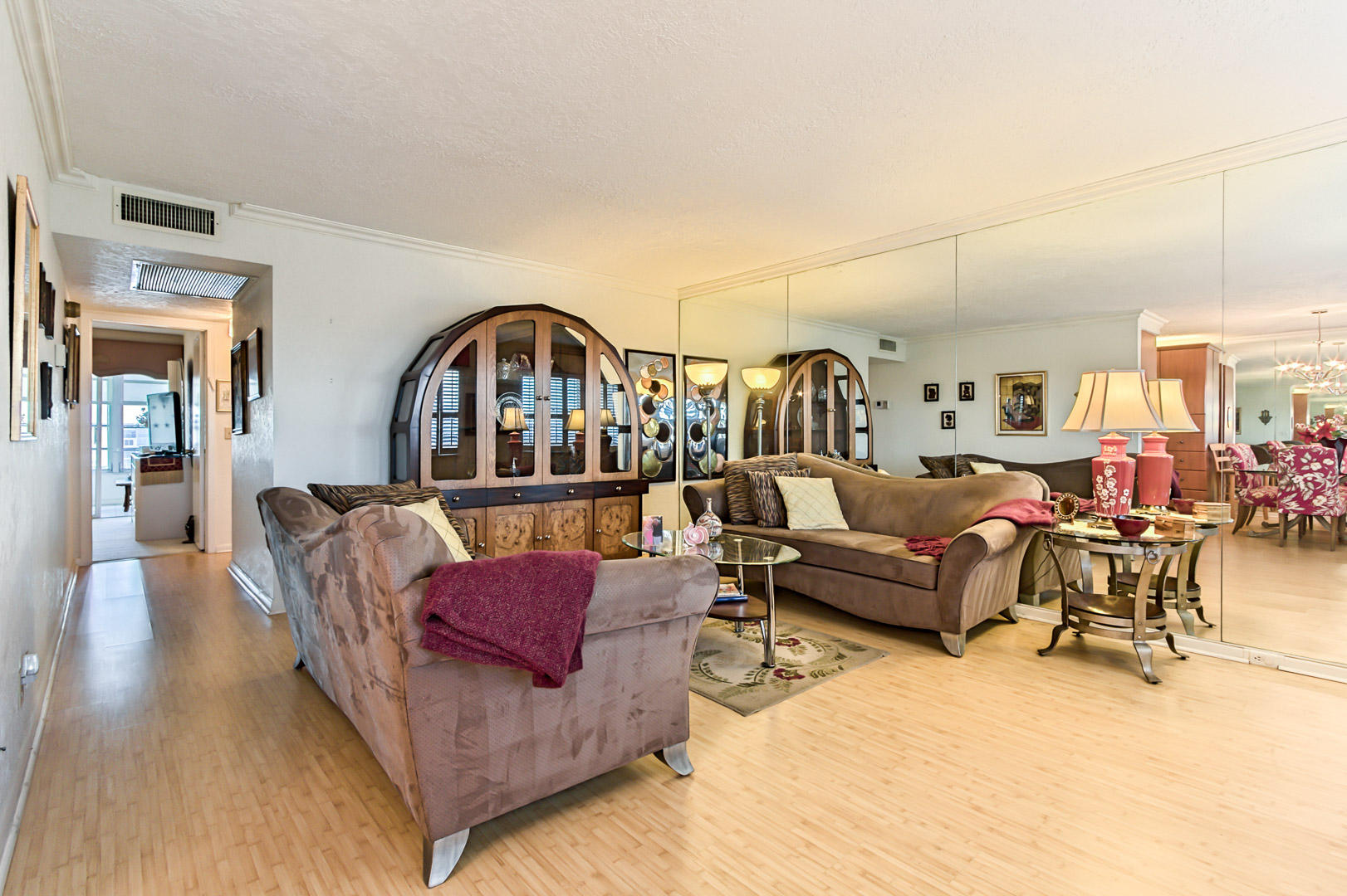 4036 Wolverton East Boca Raton, FL 33434 - Photo 2 of 24 camargo (3)