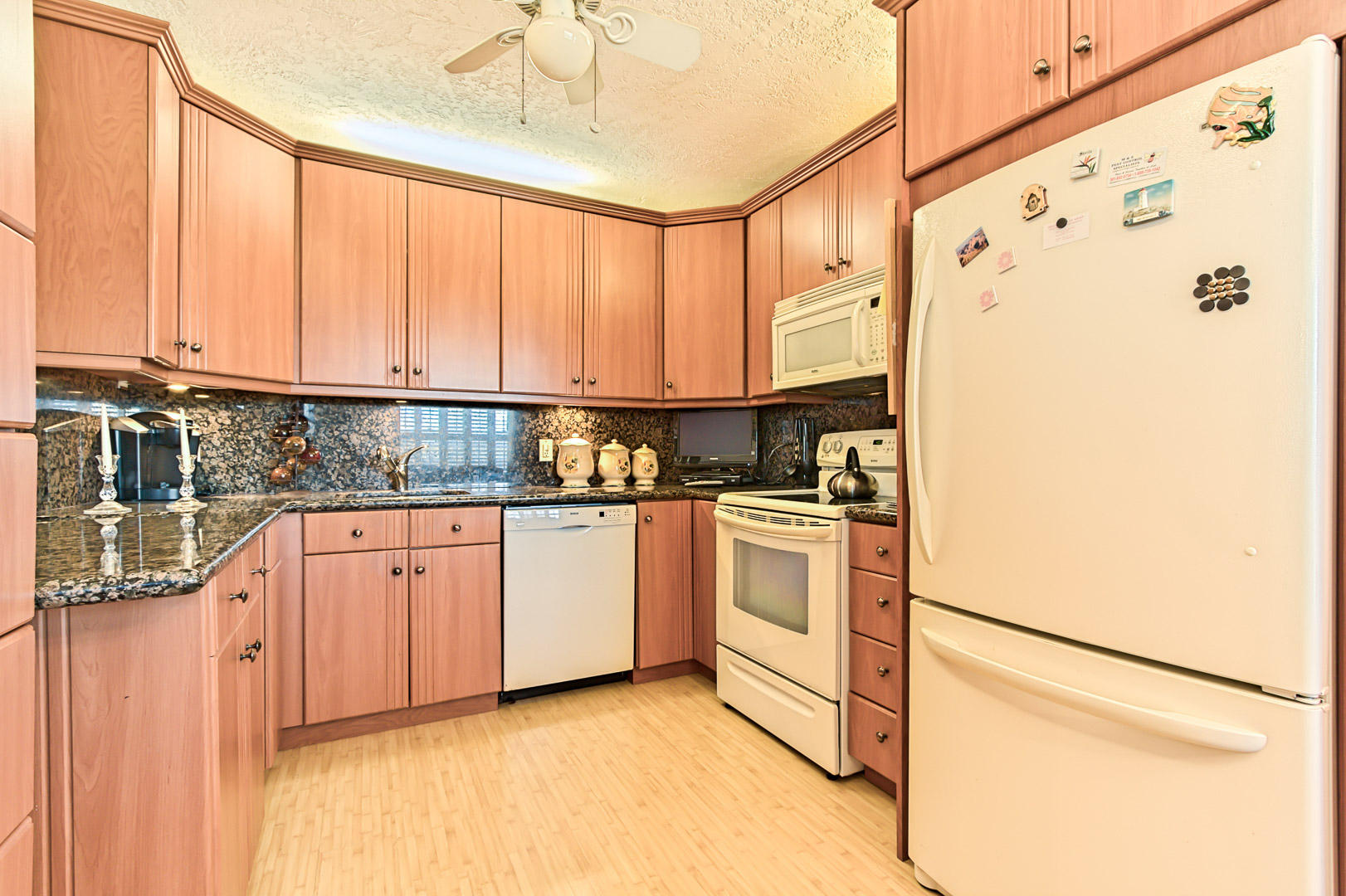 4036 Wolverton East Boca Raton, FL 33434 - Photo 7 of 24 camargo-6 (3)