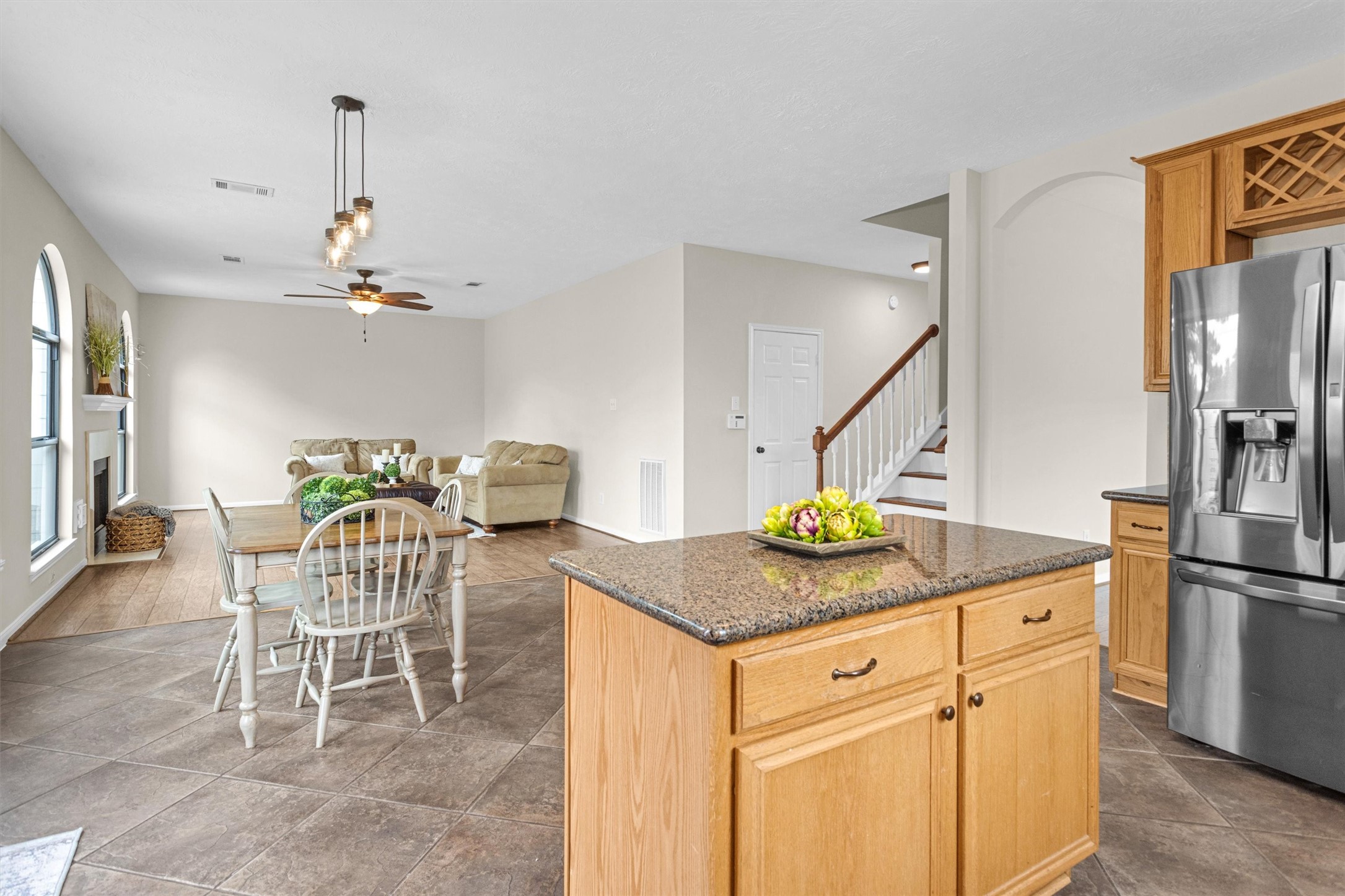 7419 Alderly Drive Spring, TX 77389 - Photo 18 of 49 a kitchen with a table and chairs