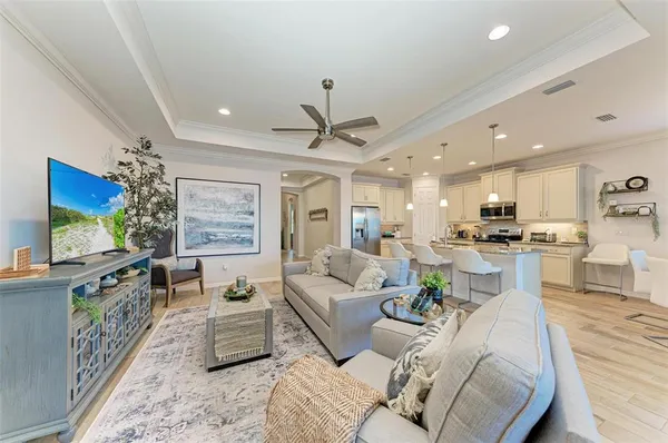 $4,450 | 228 Maraviya Boulevard, Nokomis, FL 34275