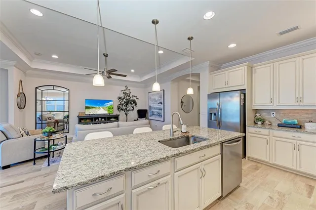 $4,450 | 228 Maraviya Boulevard, Nokomis, FL 34275