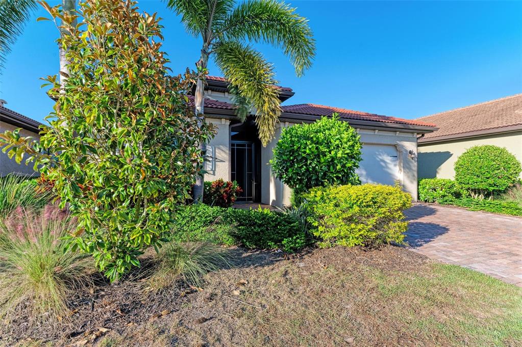 228 Maraviya Boulevard Nokomis, FL 34275 - Photo 4 of 86