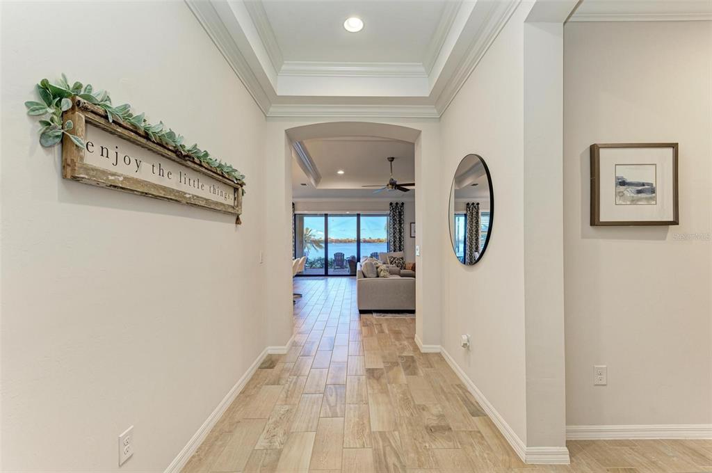 228 Maraviya Boulevard Nokomis, FL 34275 - Photo 9 of 86