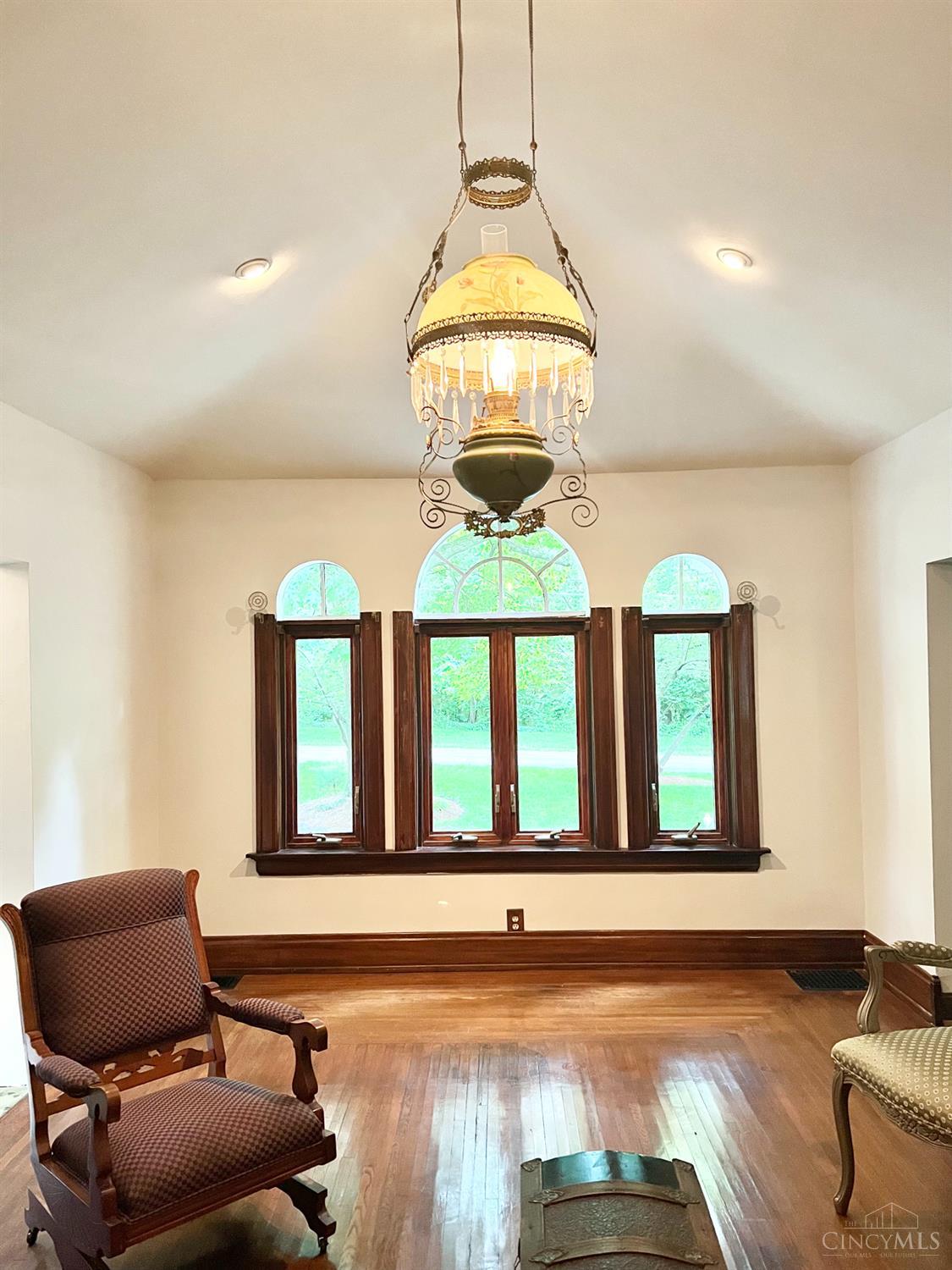 317 Given Road Terrace Park, OH 45174 - Photo 12 of 51