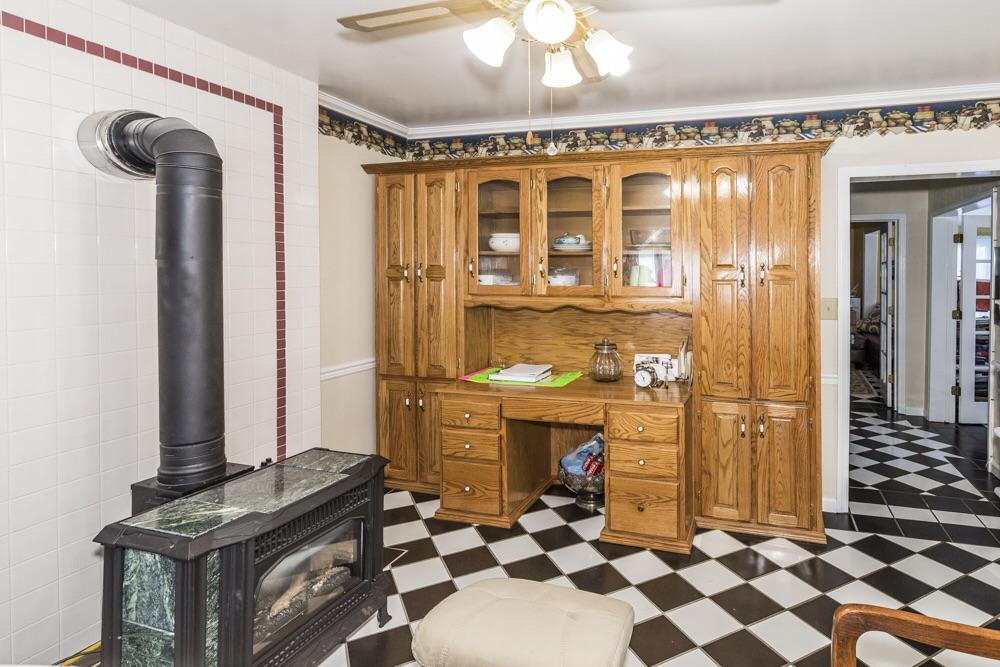 137 Mountain View Road Heiskell, TN 37754 - Photo 34 of 39 image
