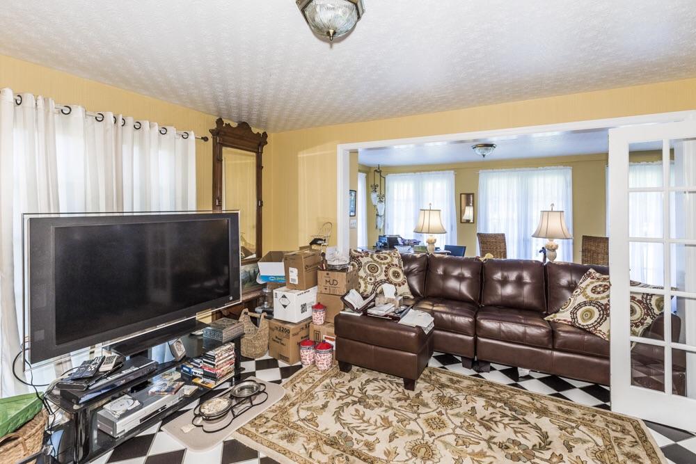 137 Mountain View Road Heiskell, TN 37754 - Photo 37 of 39 image